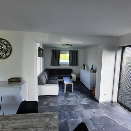 Bungalov Na Brehu Labe S Vlastnim Molem Pardubice Luaran gambar